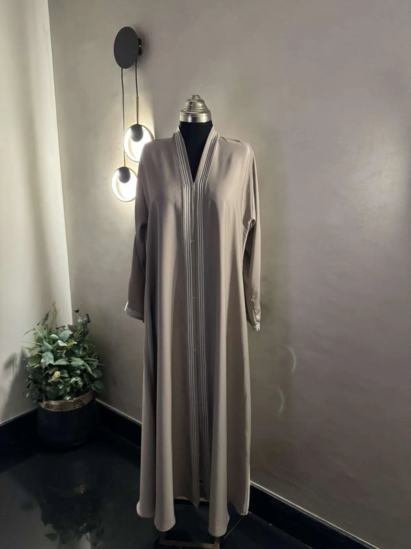 Chestnut Brown Nida Abaya – Classic Front-Open Style with Elegant Contrast Pleated Detailing