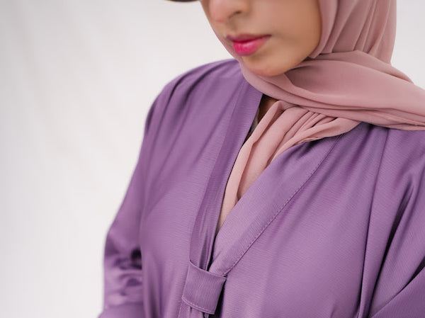 Lavender Breeze Abaya