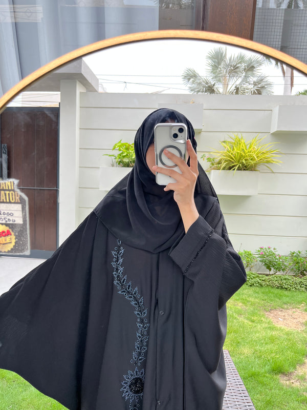 Premium Black Abaya – Modest & Stylish Wear