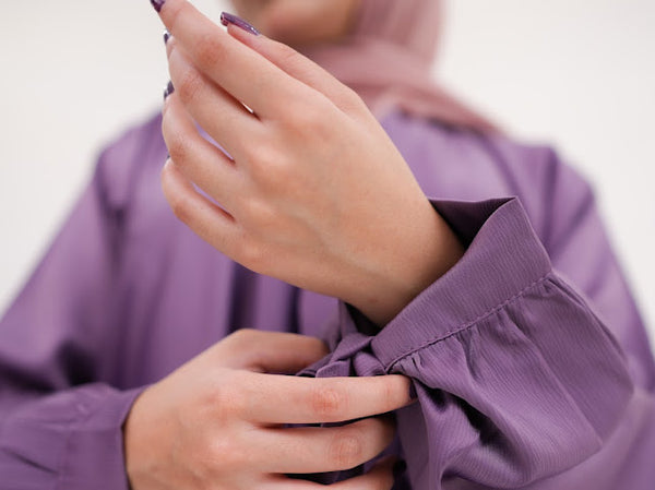 Lavender Breeze Abaya